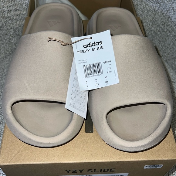 adidas gazelle silver green womens Adidas Yeezy Slide 'Pure' Restock (2021)  PUSHAS